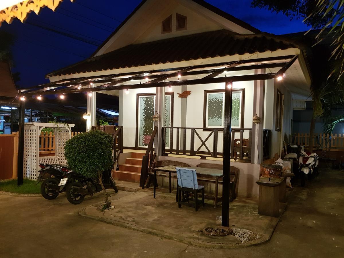Thaihouse Ko Lan Esterno foto